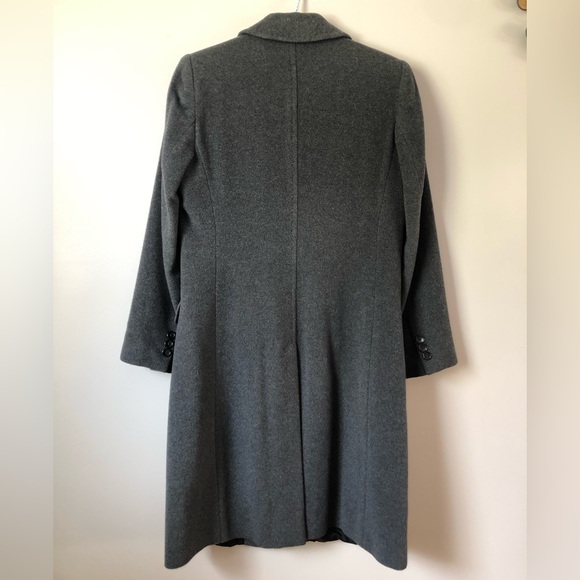 Women’s Burberry Wool / Cashmere Tailored Coat - Picture 6 of 16